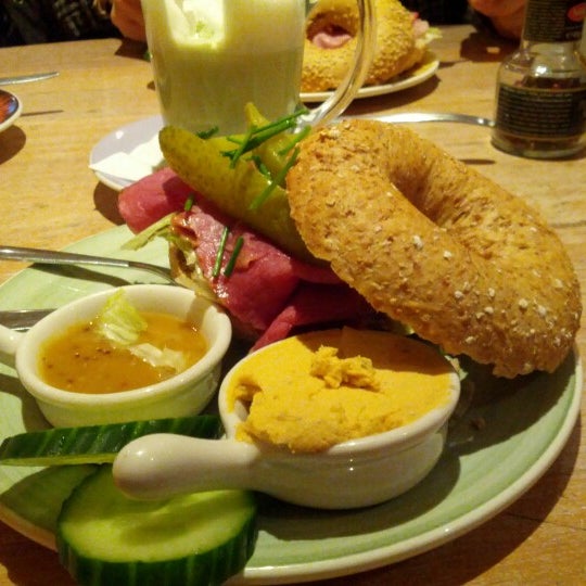 Bagels & Beans Centrum 28 tips from 648 visitors