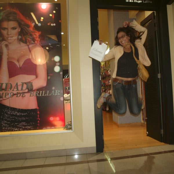 Fotos en Leonisa c.c santa fe - Tienda de lencería en Buenos Aires