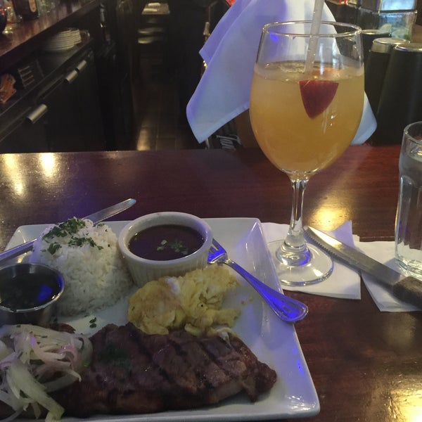 Foto tirada no(a) Madera Cuban Grill &amp; Steakhouse por JetzNY em 12/26/2015