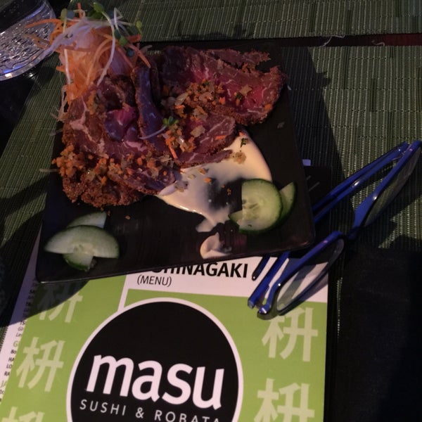 รูปภาพถ่ายที่ Masu Sushi &amp; Robata โดย JetzNY เมื่อ 1/13/2018
