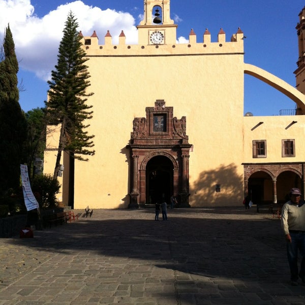 Lista 18+ Foto parroquia san bernardino de siena xochimilco Mirada tensa