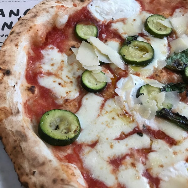 Photo taken at Franco Manca by Tulinht on 7/1/2017