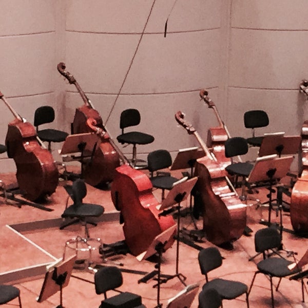 Das Foto wurde bei Konzerthaus Dortmund von achimh am 2/10/2015 aufgenommen