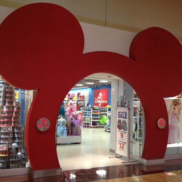 Disney Store (Now Closed) 5 tips