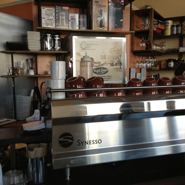 1/26/2013にElisabeth C.がAmherst Coffee + Barで撮った写真