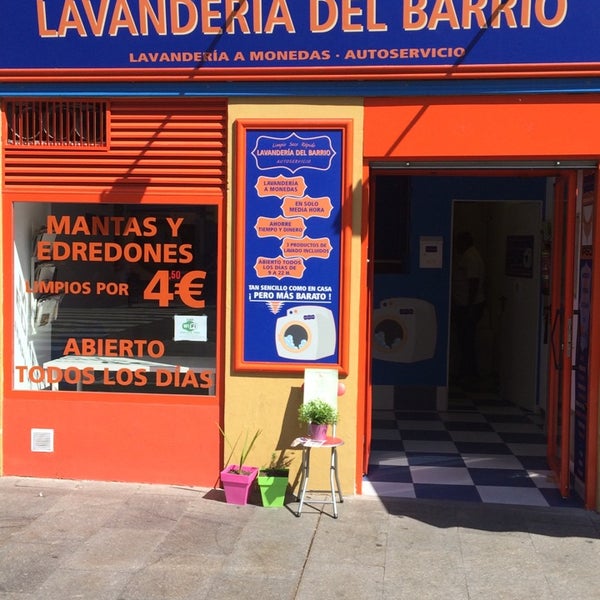 Lavandería del Barrio Laundromat in Zaragoza