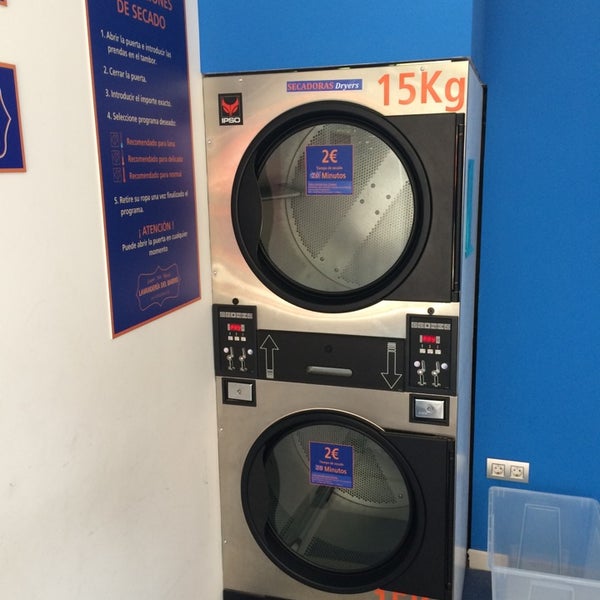 Lavandería del Barrio Laundromat in Zaragoza