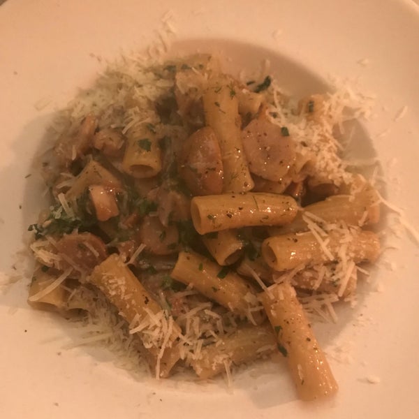 You should definitely try a pasta here no matter which one you order. We wanted to try 3 kind of pastas and all of them were amazing the waitress had brought Parmesan cheese every time we asked. Great