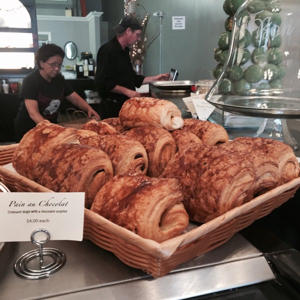 Photo taken at Pâtisserie Paris Je T’aime by Carrie L. on 9/26/2015