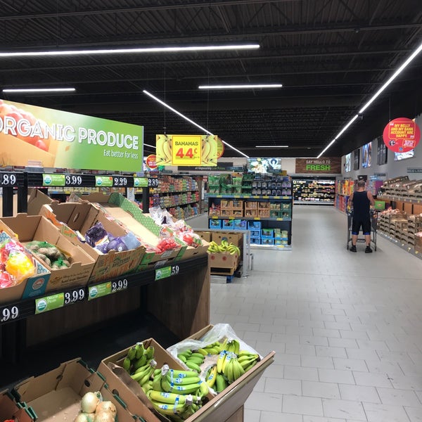 ALDI 2310 S Kensington Dr