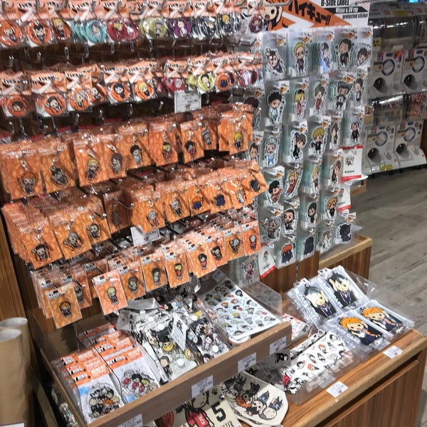 ジャンプショップ 大阪梅田店 3 Tips From 314 Visitors
