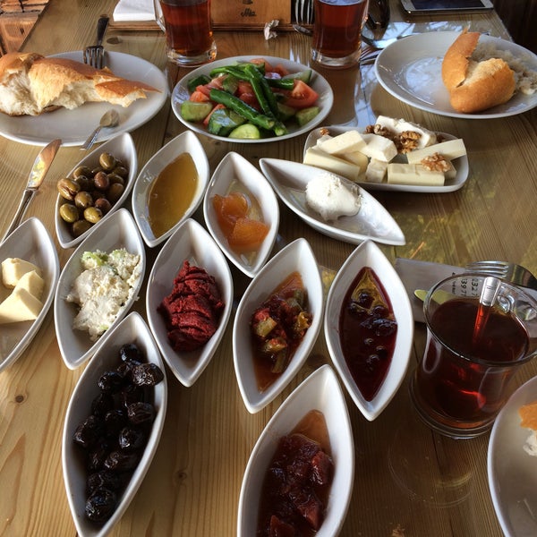 1/7/2018 tarihinde Ozkan D.ziyaretçi tarafından Mia Dalyanköy Kahvaltı'de çekilen fotoğraf
