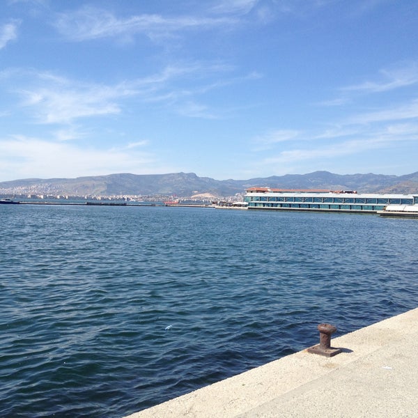 4/28/2013 tarihinde Duygu Y.ziyaretçi tarafından Konak Pier'de çekilen fotoğraf