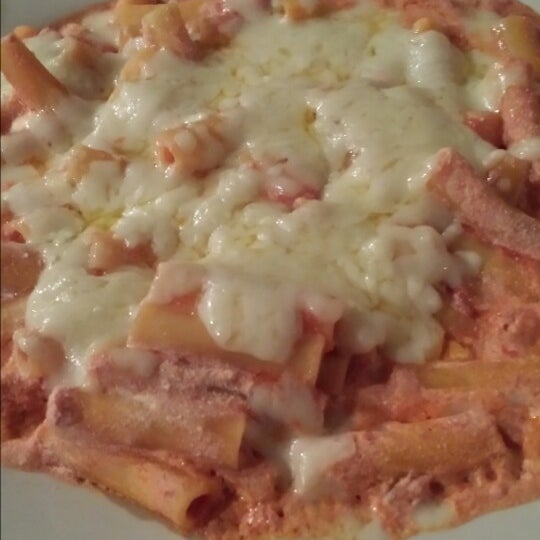 8/15/2014 tarihinde Karen L.ziyaretçi tarafından Napoli Pizza &amp; Pasta'de çekilen fotoğraf