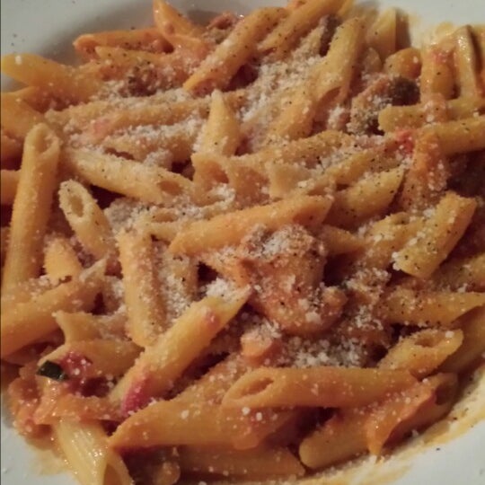 Снимок сделан в Napoli Pizza &amp; Pasta пользователем Karen L. 8/15/2014