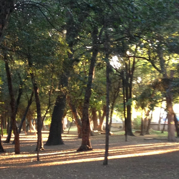 Photo prise au Bosque de Chapultepec par Ili D. le4/13/2013