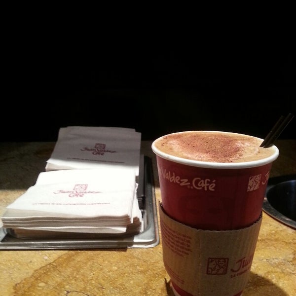 Juan Valdez Café Zona G 131 tips