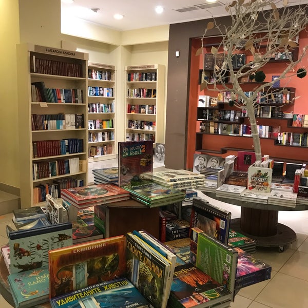 9/26/2018 tarihinde Благой Ц.ziyaretçi tarafından Greenwich Book Center'de çekilen fotoğraf
