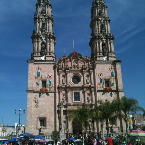Basílica de la Virgen de San Juan de los Lagos - Centro - RIta Pérez de  Moreno