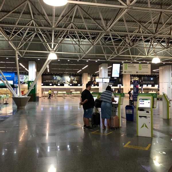 Photo taken at Brasilia Presidente Juscelino Kubitschek International Airport (BSB) by Paulo on 10/5/2019