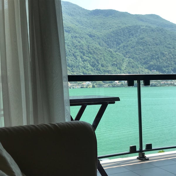 รูปภาพถ่ายที่ Swiss Diamond Hotel Lugano โดย Haifa เมื่อ 8/4/2018