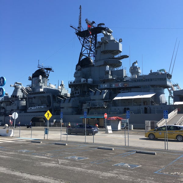 Foto tirada no(a) USS Iowa (BB-61) por John M. em 2/24/2019