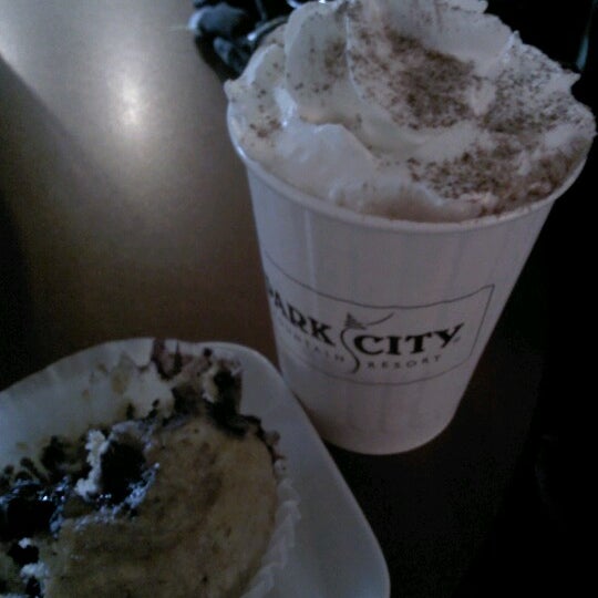 Foto tirada no(a) Park City Coffee Roaster por Katie C. em 1/23/2013