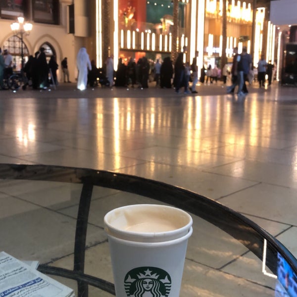 Photo prise au Starbucks par Abdulaziz S. le8/17/2022