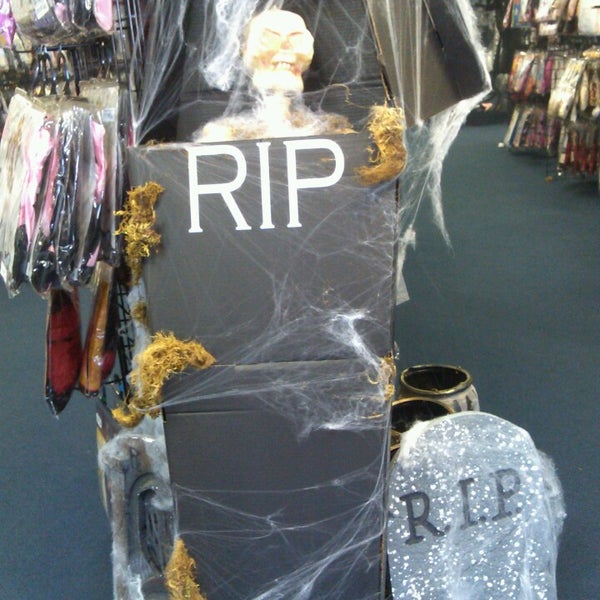 Halloween Costume Warehouse Costume Store in Northwest Side