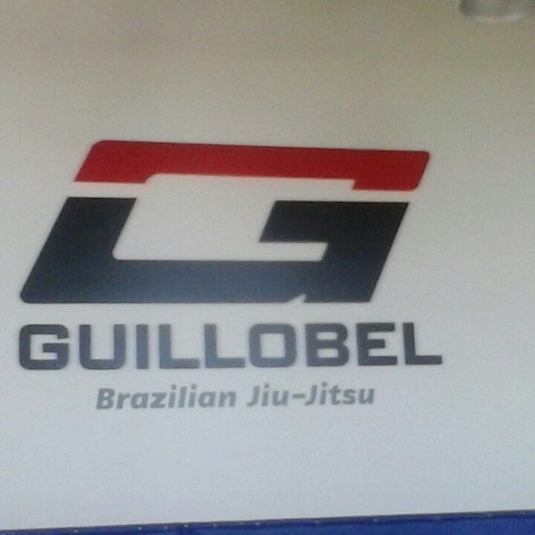 รูปภาพถ่ายที่ Guillobel Brazilian Jiu-Jitsu San Clemente โดย Derrick G. เมื่อ 10/18/2013
