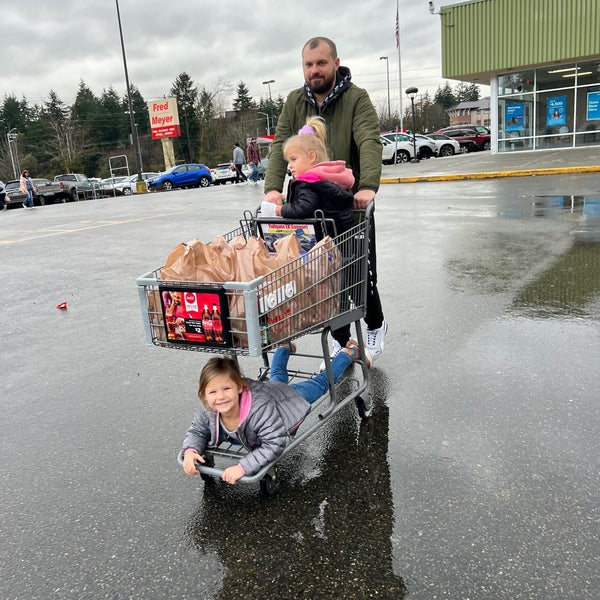 Fred Meyer - Central Tacoma - 4505 S 19th St