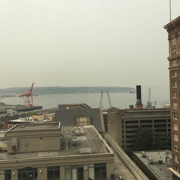 Photo taken at Courtyard by Marriott Seattle Downtown/Pioneer Square by Tushar P. on 9/6/2017