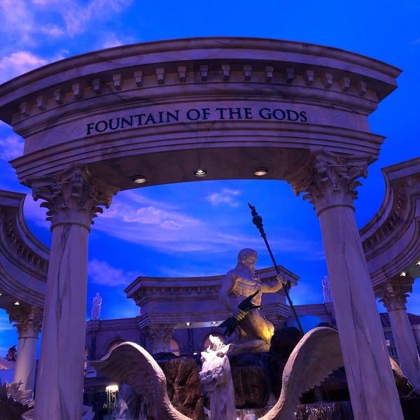 Caesars Palace Review: What To REALLY Expect If You Stay