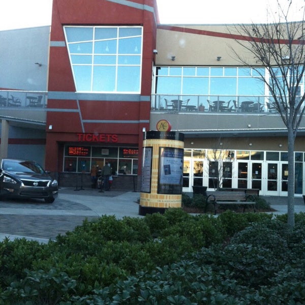 Carousel Cinemas at Alamance Crossing 방문자 1918명의 팁 24개