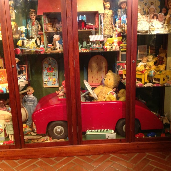 Photo taken at Suomenlinna Toy Museum by Pixie P. on 8/4/2013