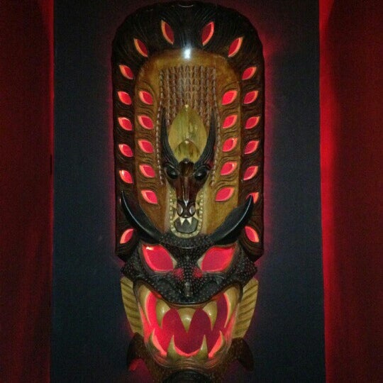 Venom Ink - Tattoo Parlor