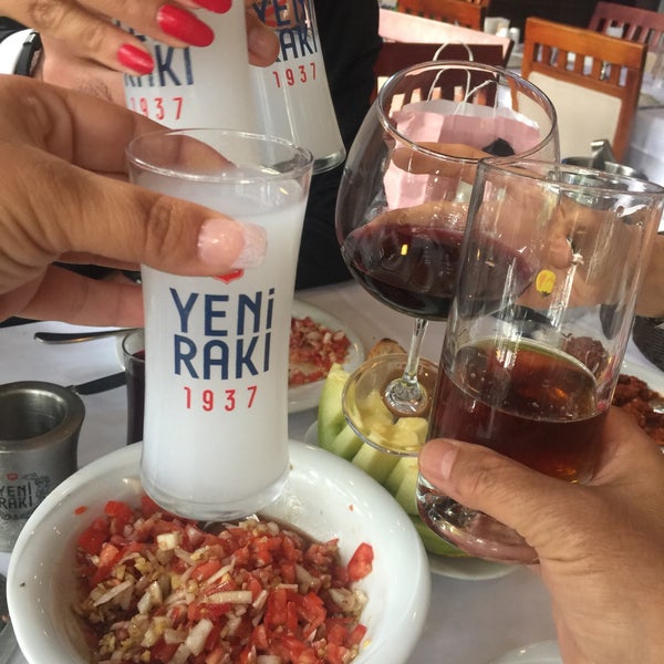 Foto scattata a Sadrazam Kemal Restaurant da Bahar🌺 il 6/14/2021