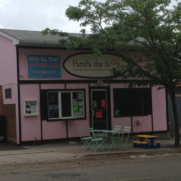 Here's The Scoop Ice Cream Parlor in Brooklin