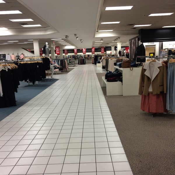 Forever 21, 250 W Mariposa Rd, Nogales, AZ, Women's Apparel - MapQuest