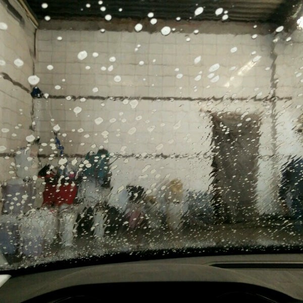 Hand Carwash Eliz Car Wash and Detail in Zoersel