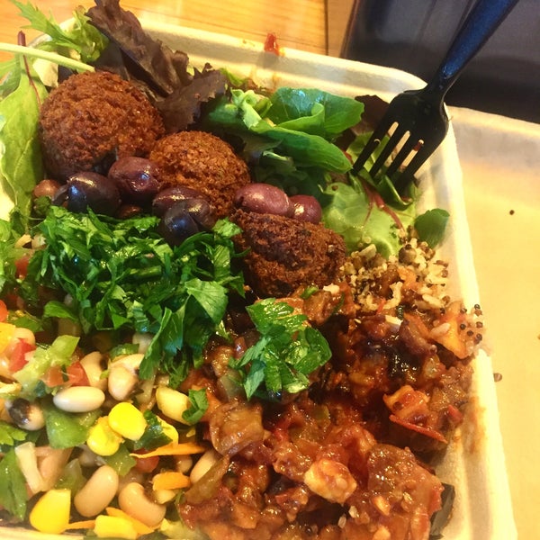 The falafel is fluffy and delicious - easy to make a vegan plate! My new favorite spot
