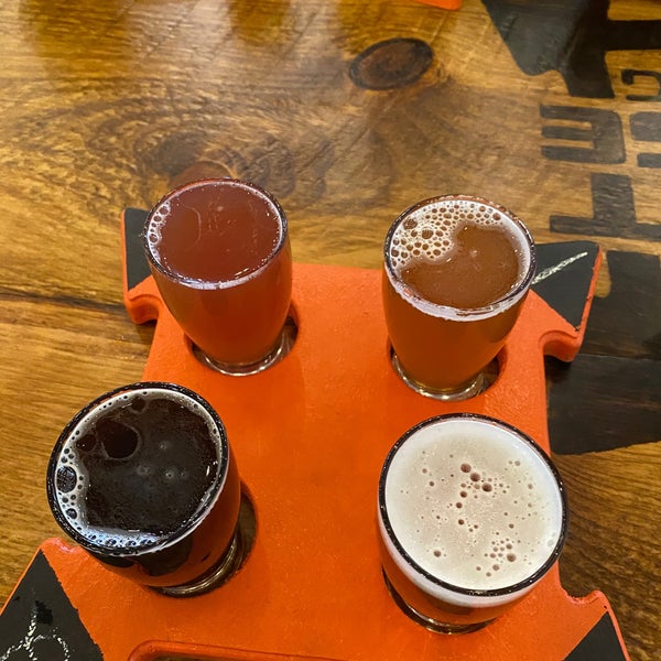 12/27/2019 tarihinde Kim P.ziyaretçi tarafından Fort Orange Brewing'de çekilen fotoğraf
