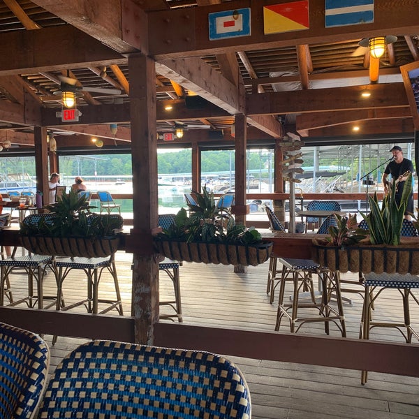 Photo taken at Pelican Pete&#39;s Floating Bar &amp; Grill on Lake Lanier by Conleth M. on 8/18/2022