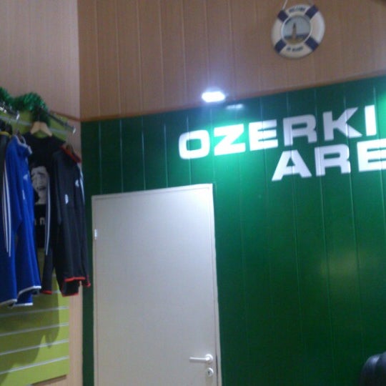 Озерки Арена Тореза 71а