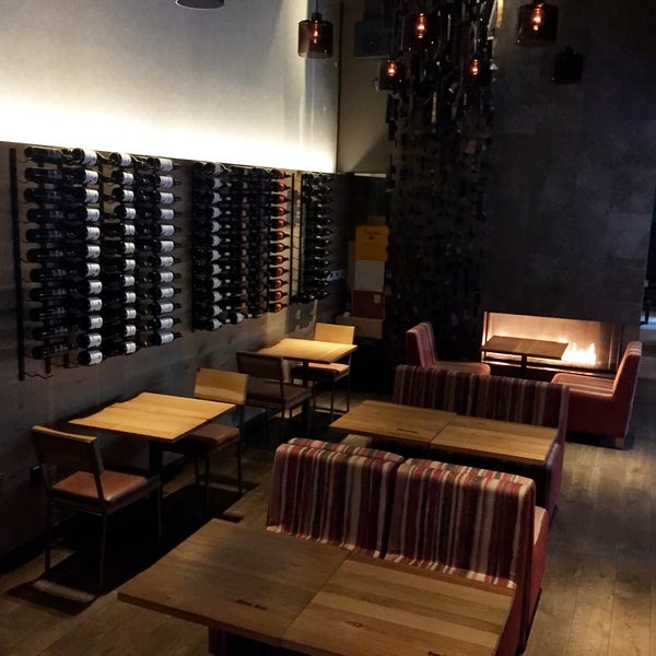 11/19/2015에 Alan G.님이 ENO Wine Bar에서 찍은 사진