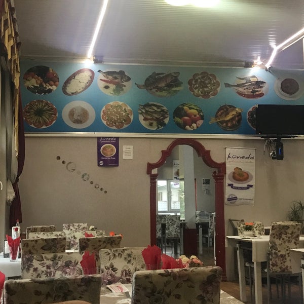 Photo taken at Bayır Balık Vadi Restaurant by Mehmet A. on 6/4/2018