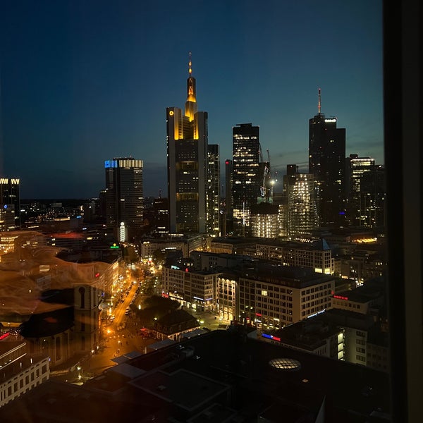 Photo taken at JW Marriott Hotel Frankfurt by Aisha A. on 8/16/2022