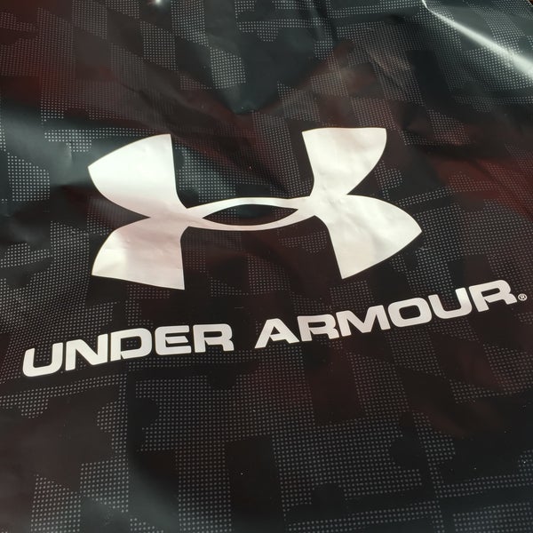 Fotos en Under Armour Outlet - Tienda de ropa