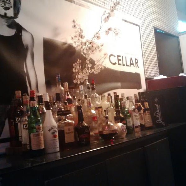 Das Foto wurde bei Cellar Wine Bar + Bistrô von Gustavo M. am 1/17/2014 aufgenommen