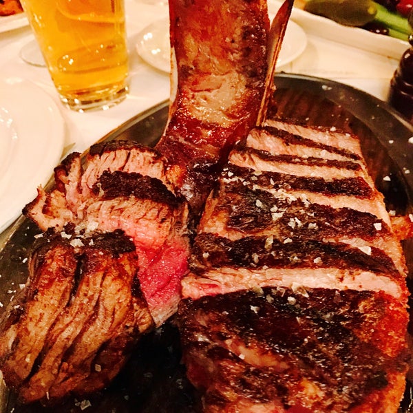 Photo taken at Keens Steakhouse by Kevin F. on 3/21/2017